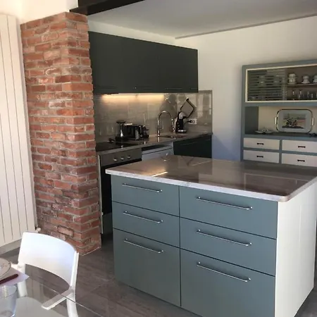 Ferienhaus Luxury Vertical Open Space Sangiano