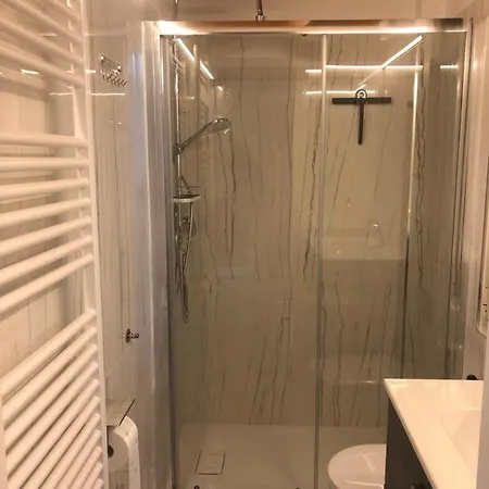 Luxury Vertical Open Space *