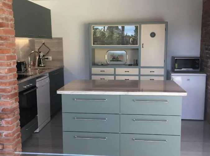 Luxury Vertical Open Space * Sangiano