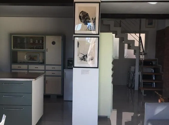 Luxury Vertical Open Space Sangiano