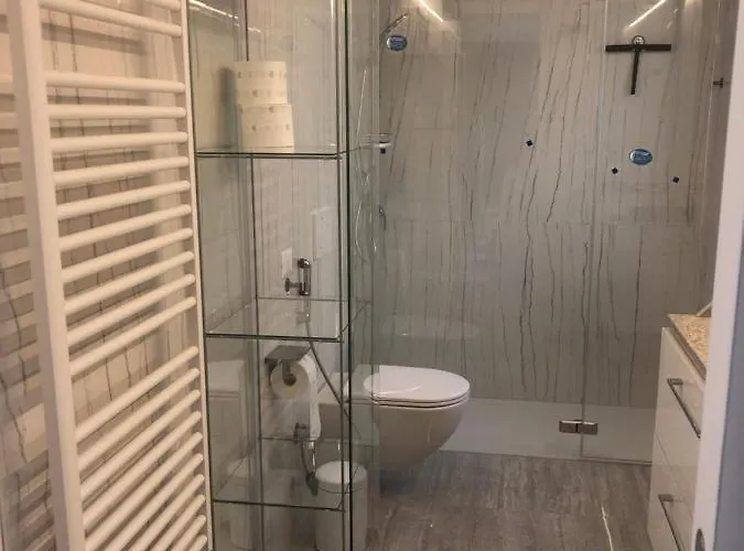 Luxury Vertical Open Space